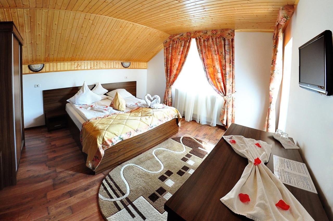 Roua Voronetului Hotel Gura Humorului Szoba fotó